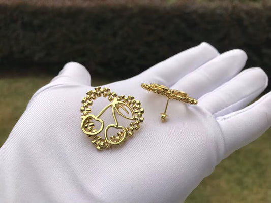 GOLD CHERRY STUD