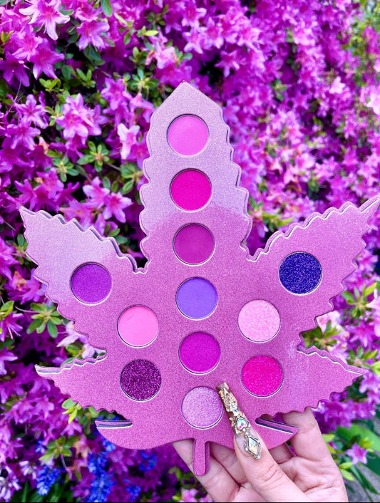 Purple Haze Leaf Magnetic Mirror Eyeshadow Pallete 💜